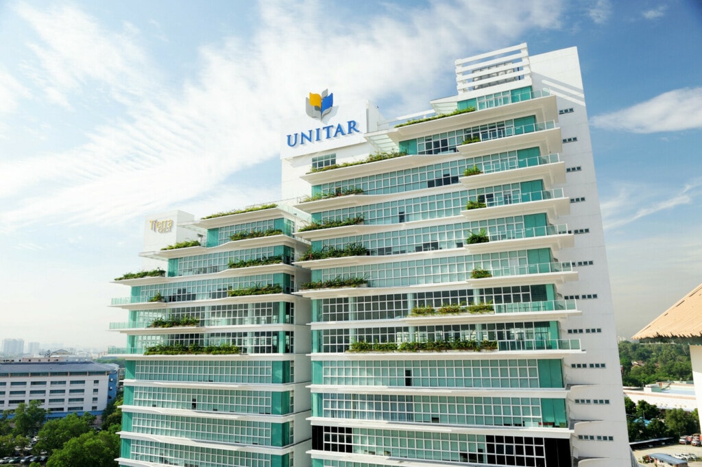 UNITAR College